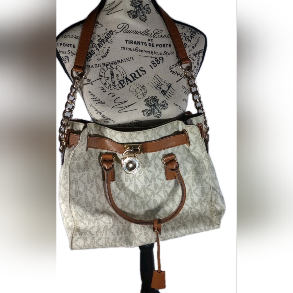 RARE AUTHENTIC 2013 Michael Kors Hamilton Large NS Tote - Working Key